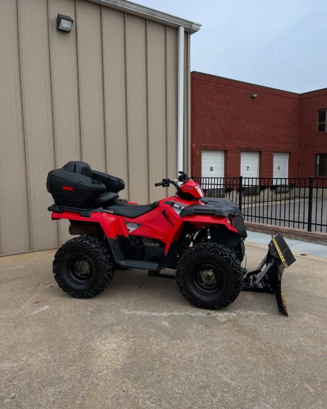 2015 Polaris Sportsman 570 w/ Plow
