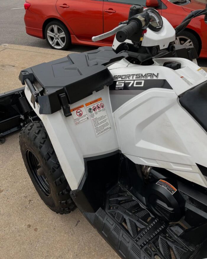 2014 Polaris Sportsman 570 EPS w/Plow - Image 3