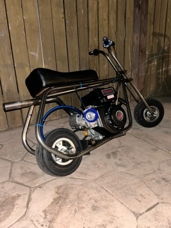 2829F9B9-B5E4-41D0-A69D-12206AA93BF0.webp Skinny Slick Minibike(55mph)