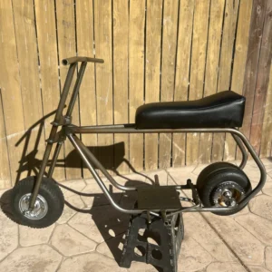FullSizeRender_7b7d1bda-5b80-43e5-93fb-67dc8633947b.webp FAT SLICK MINIBIKE (ROLLER)