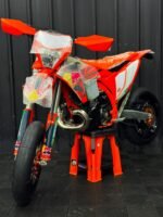KTM EXC 300 CHAMPIONS 2025 - Image 4