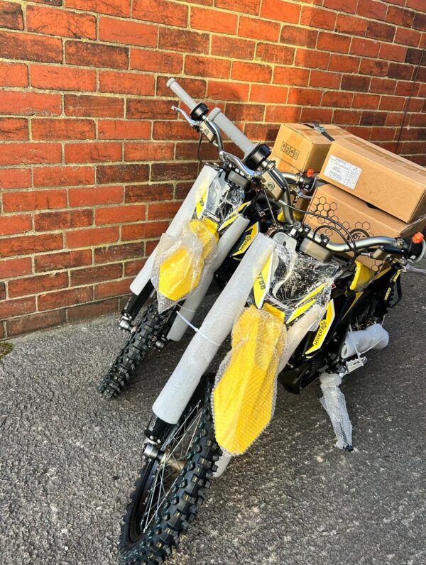 Best 2025 SUR RON HYPER BEE