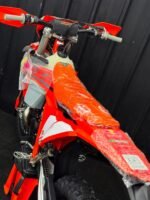 KTM EXC 300 Champions 2025 - Image 7