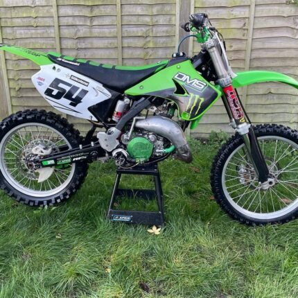 KAWASAKI KX 125 (144) 2005 Dirt Bike