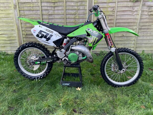 Best KAWASAKI KX 125 (144) 2005 Dirt Bike