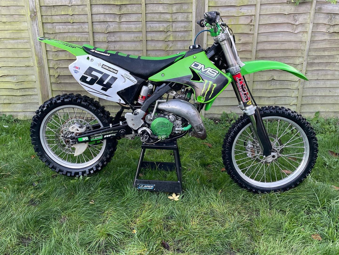 photo_6012699003604553220_w.jpg KAWASAKI KX 125 (144) 2005 Dirt Bike
