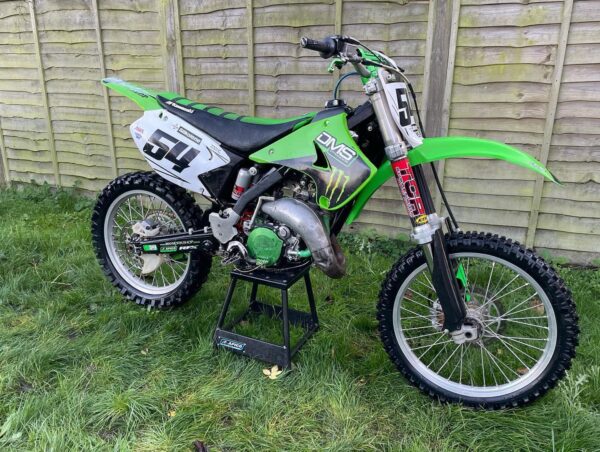 Best KAWASAKI KX 125 (144) 2005 Dirt Bike