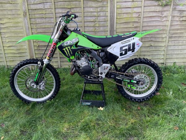 Best KAWASAKI KX 125 (144) 2005 Dirt Bike