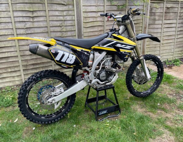 Best YAMAHA YZF 250 2009