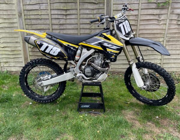 Best YAMAHA YZF 250 2009