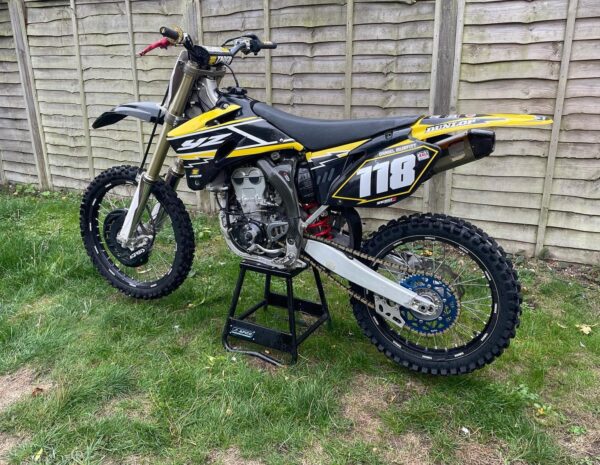 Best YAMAHA YZF 250 2009