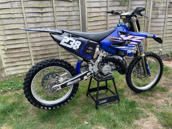 Best YAMAHA YZ 125 2006 Dirt Bike