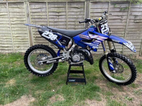 Best YAMAHA YZ 125 2006 Dirt Bike