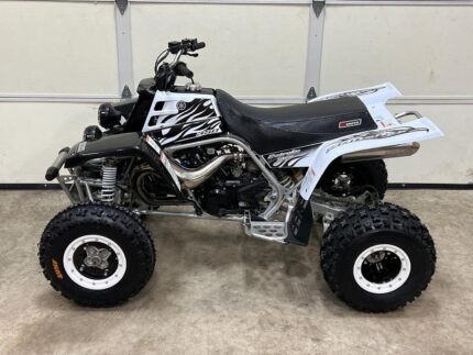 2000 Yamaha Banshee 350