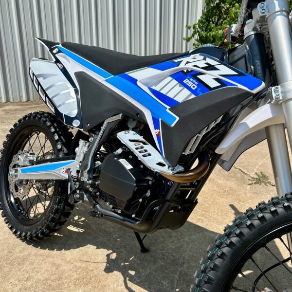 Apollo Thunder 250cc Dirt Bike