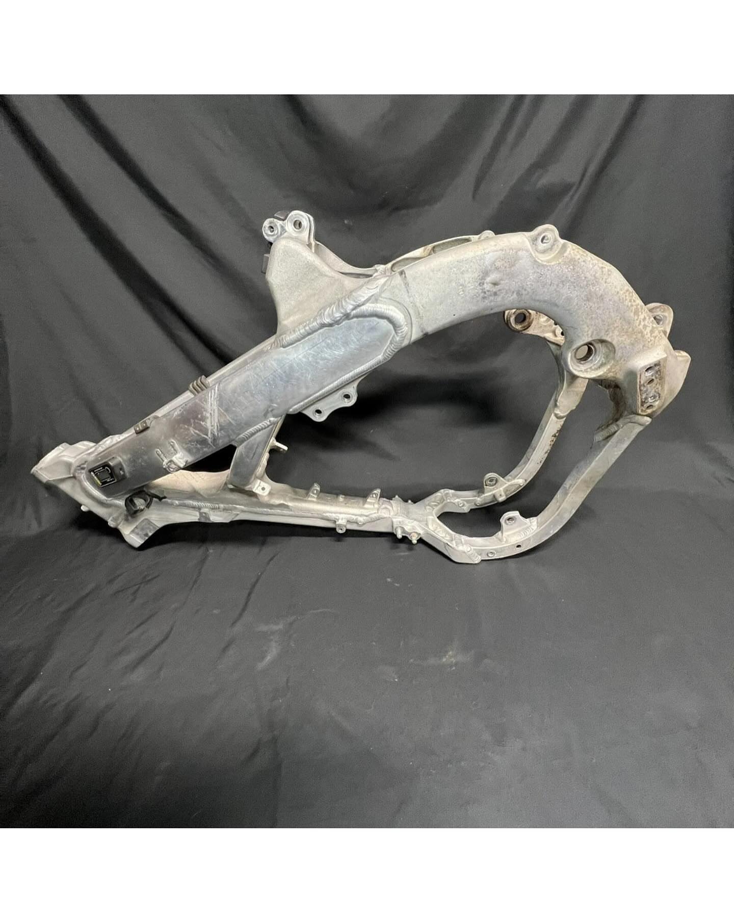 photo_6039382634690973152_w.jpg 2020 KX250F Kawasaki Frame Main Chassis 32160-Fits 2020 KX250F - Image 1