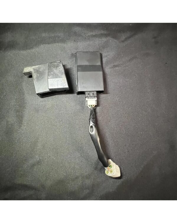 photo_6039382634690973183_w.jpg 2018-2022 Yamaha YZ450F YZ 450 WiFi Computer Module Relay Box BR9-85810-00