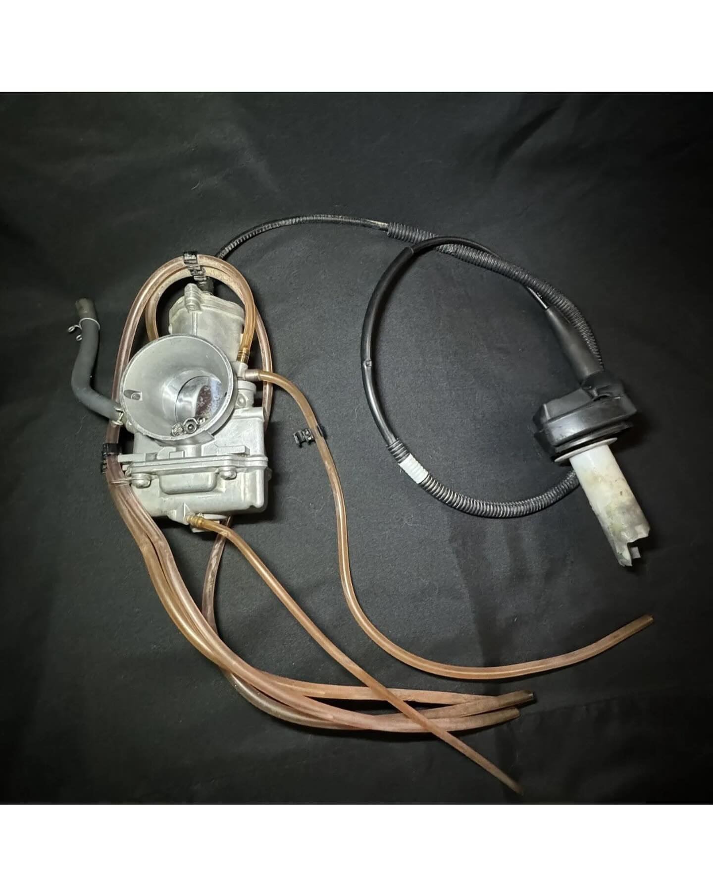 photo_6039382634690973259_w.jpg 2020 YZ125 Carburetor OEM Mikuni Carb Thorttle Cable Yamaha YZ 125 125X 11-2021 - Image 1