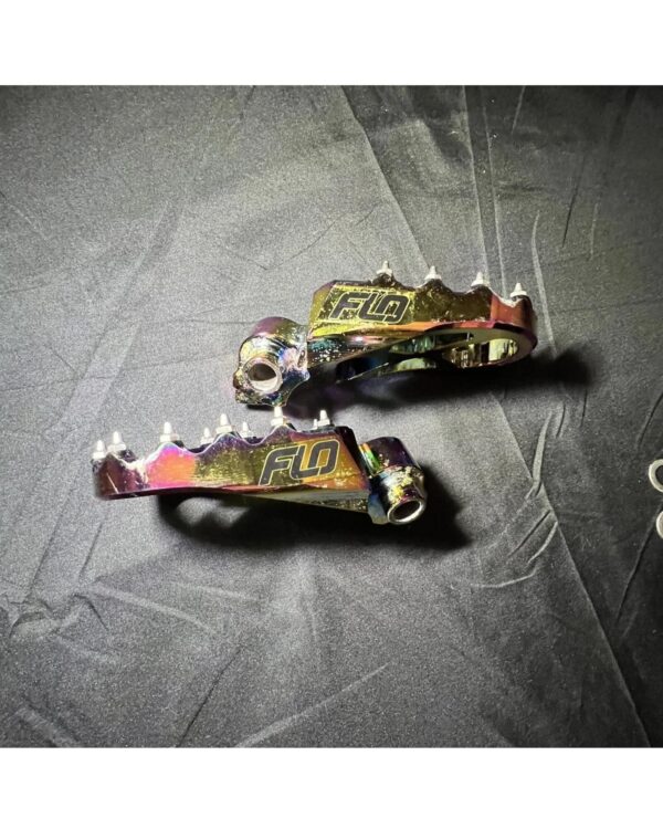 photo_6039382634690973287_w.jpg FLO MOTORSPORTS Pro Series Foot Pegs Jet Fuel YZ85/125/250/250F/450F 99-23
