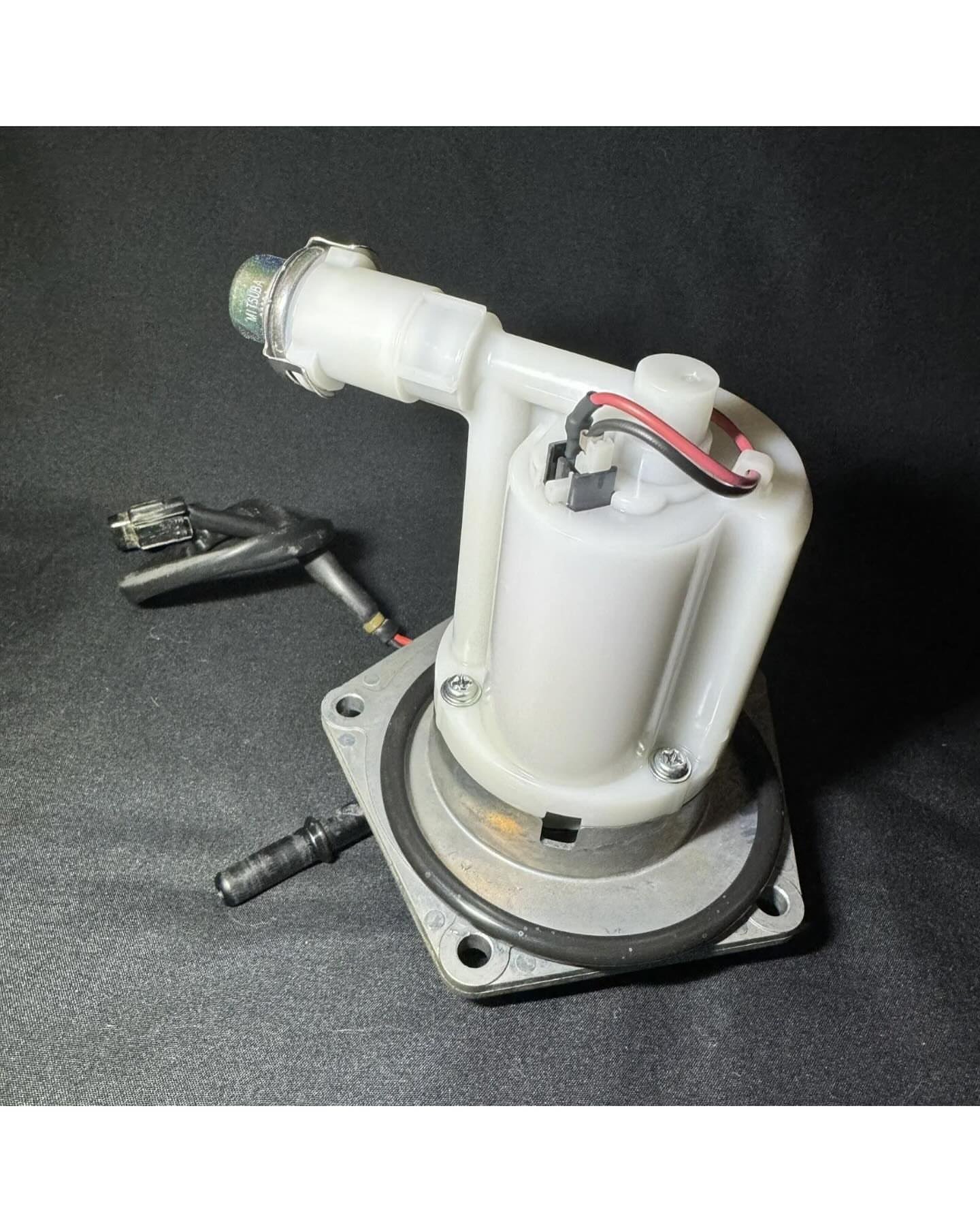 photo_6039382634690973372_w.jpg 2021 Kawasaki KX250F KX 250F KX250 Kawi OEM Fuel Pump 49040-0839 - Image 1