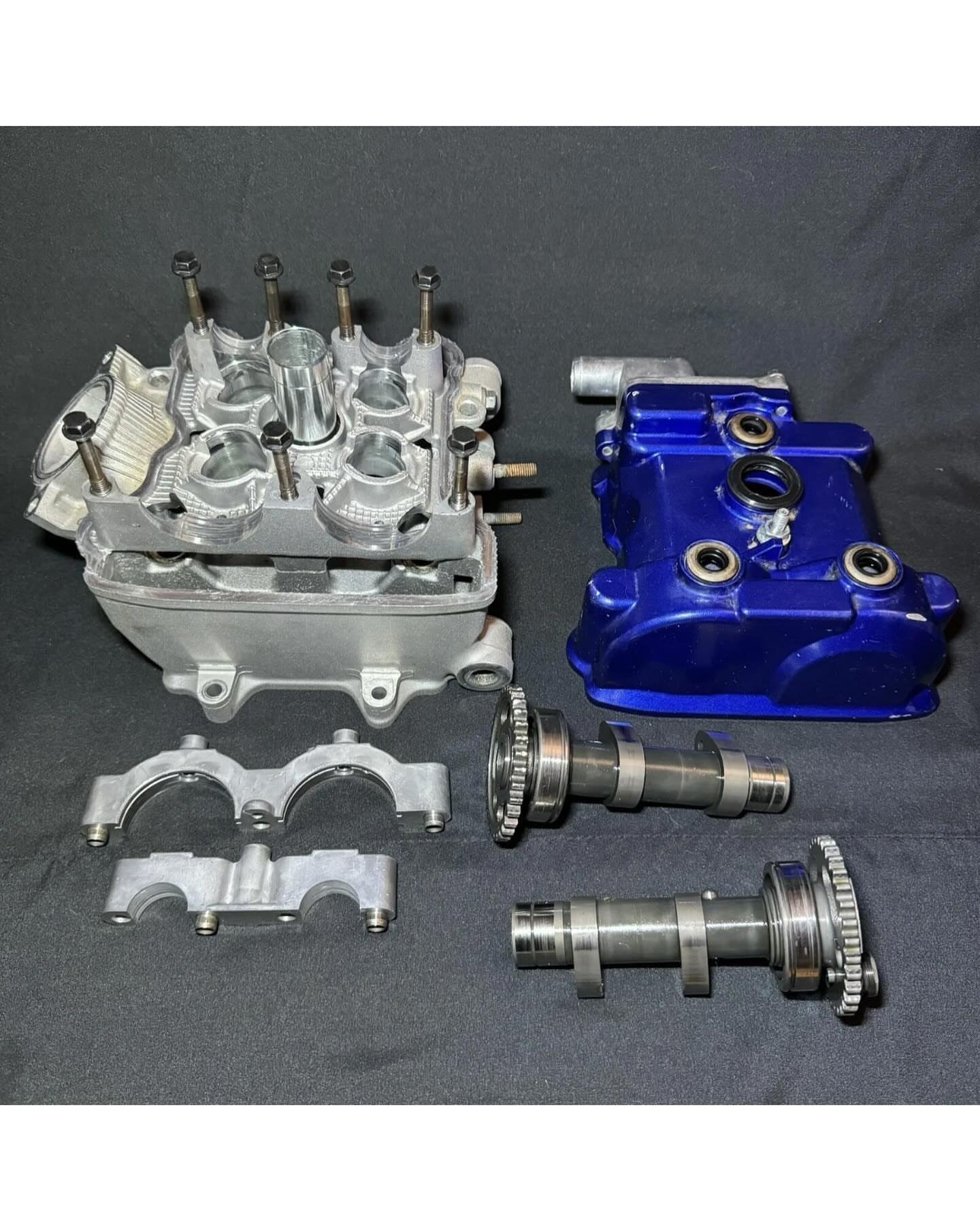 photo_6039382634690973395_w.jpg 2020 - 2022 Yamaha YZ450F Cylinder Head OEM Engine Top End Camshafts Valves YZ450 - Image 1