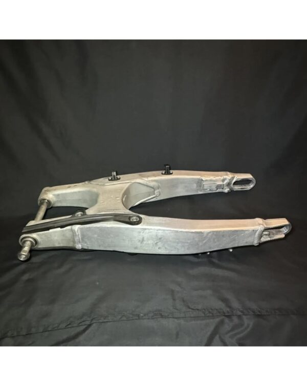 2021 Kawasaki KX250F Swingarm 33001-0713 Pivot Bolt 33032-0012