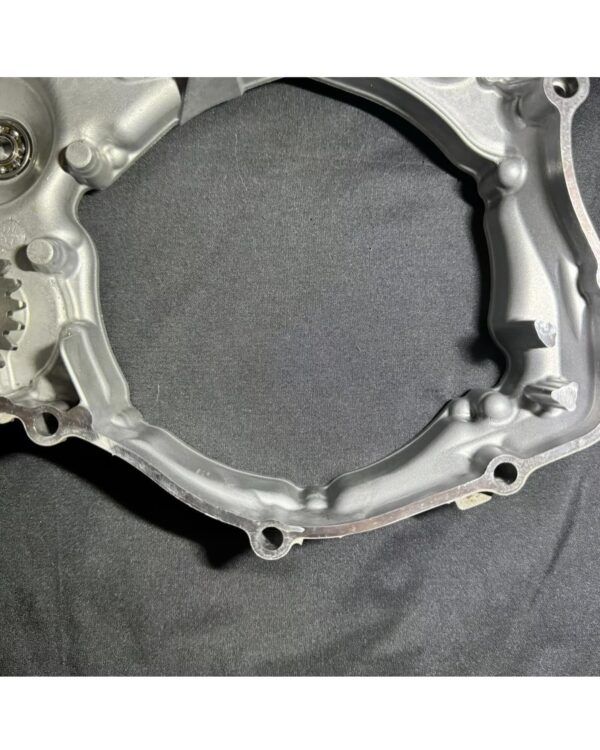 Best  OEM Yamaha YZ125 YZ125X Inner Clutch Case Water Pump Casing With Hardware 06-22