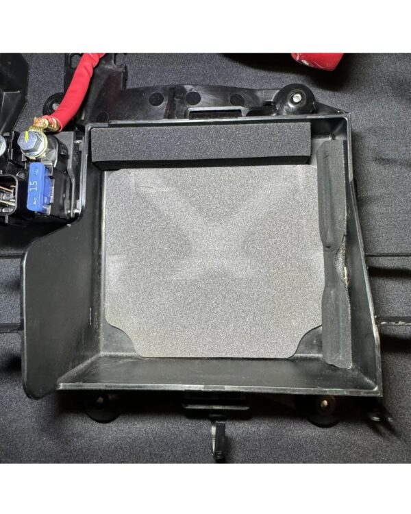 Like New! Yamaha YZ250F 19-22 YZ450F 18-22 YZ450FX Battery Box & Relay OEM BR9-82128-00-00