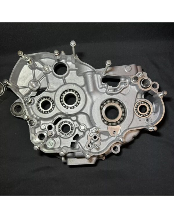 photo_6039382634690973632_w.jpg 2018-2022 Yamaha YZ450F OEM Crankcase Pair 19-23 WR450F Stock Engine Crank Cases