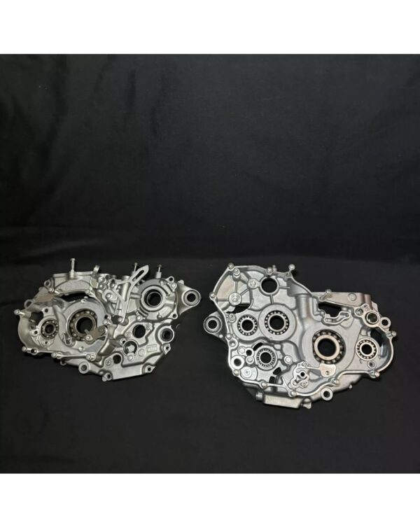 photo_6039382634690973634_w.jpg 2018-2022 Yamaha YZ450F OEM Crankcase Pair 19-23 WR450F Stock Engine Crank Cases