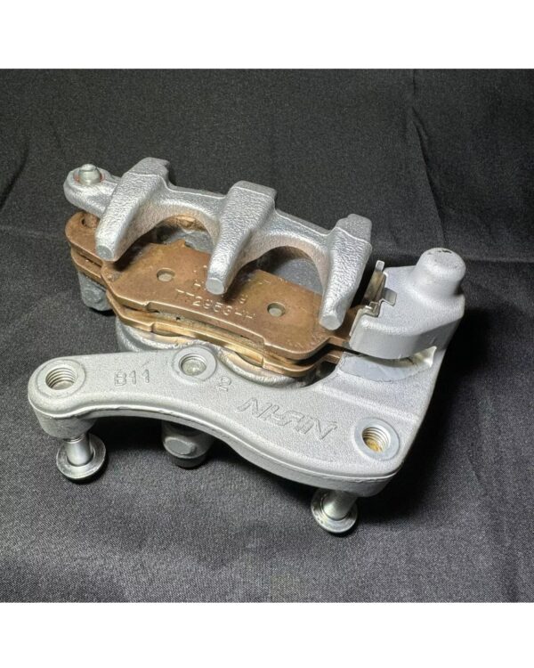 2020 16-21 YZ450F YZ 450F OEM Front Brake Caliper Bracket Pads B11-25807-00-00