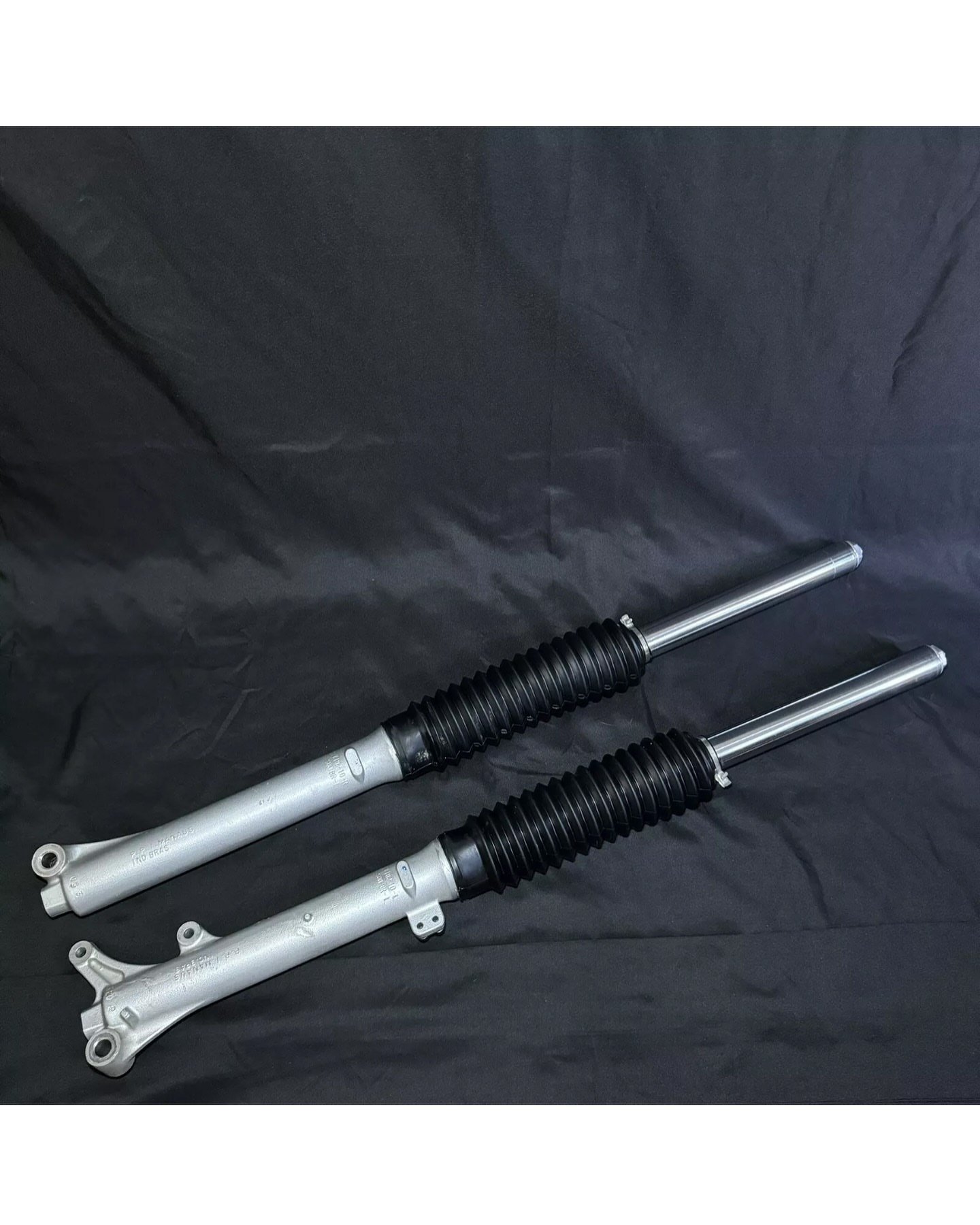 photo_6044100385682689450_w.jpg Left & Right Front Fork Tube Set Clean Yamaha TTR125LE 2008-2024 OEM - Image 1