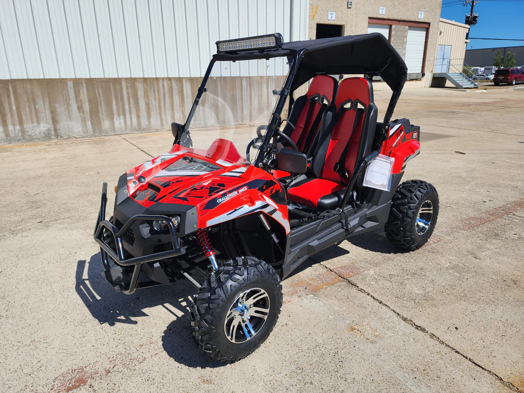 20231006_123004 Trailmaster Challenger 300EX EFI UTV / side-by-side All the extras, Push Bar, Wind Shield, Light Bar, Chrome rims, Independent Rear Axels - Image 1